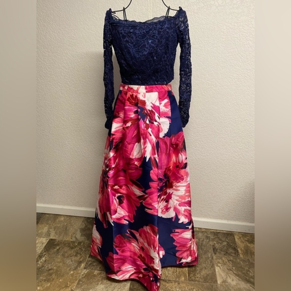 A.Byer  Blue Floral Long Sleeve 2 Piece Pleated Prom Dress